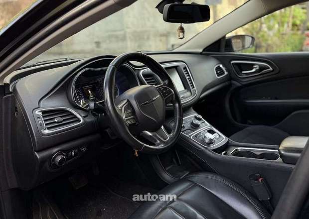 Chrysler 200 2016 — լուսանկար 5