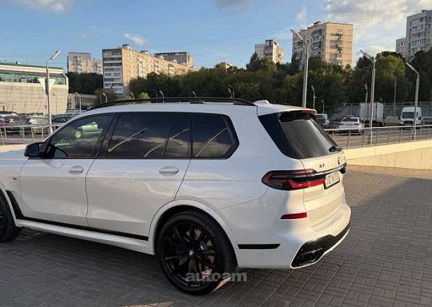 BMW X7 2025 — լուսանկար 3
