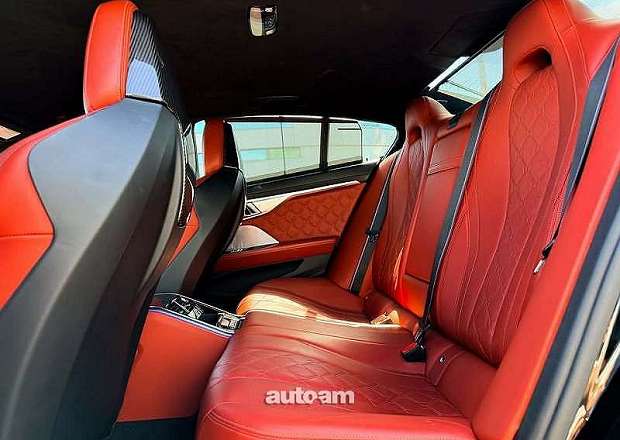 BMW M8 2021 — լուսանկար 6