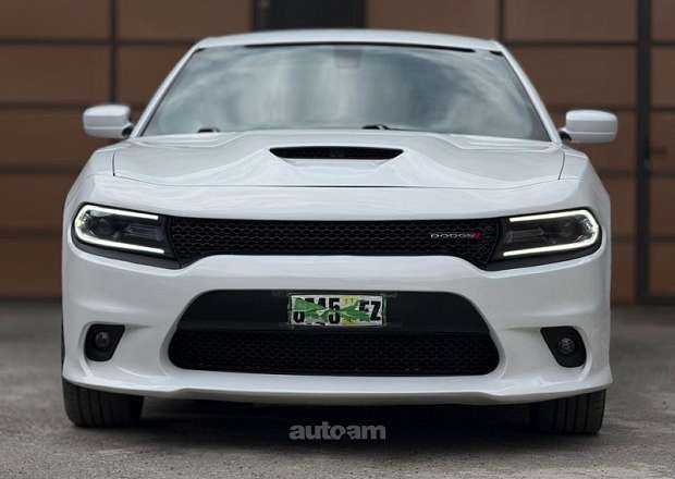 Dodge Charger 2020 — լուսանկար 2