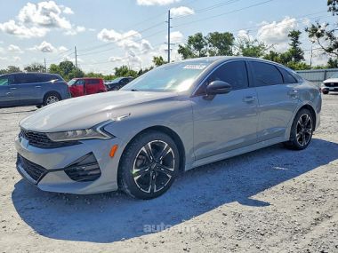 Kia K5  2022 