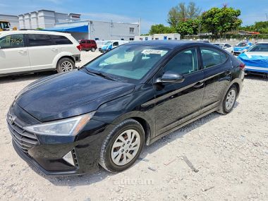 Hyundai Elantra  2020 