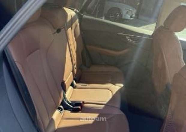 Audi Q8 2022 — լուսանկար 6