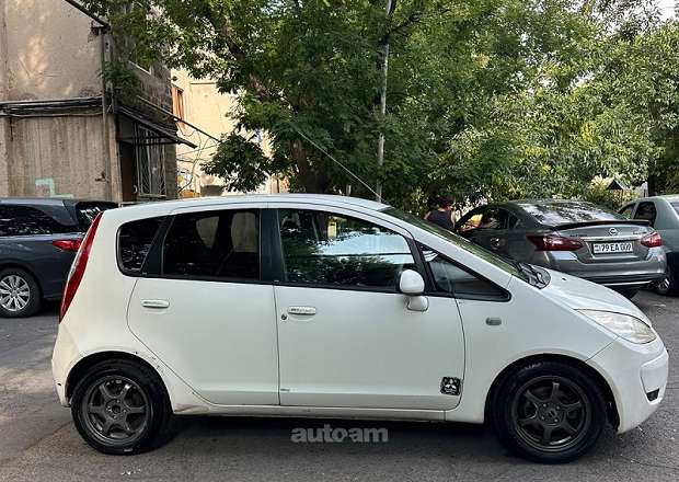 Mitsubishi Colt 2006 — լուսանկար 3