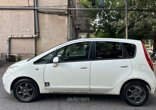 Mitsubishi Colt 2006 — լուսանկար 1