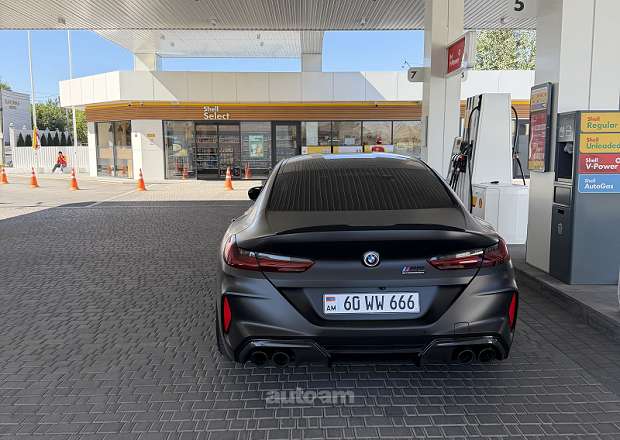 BMW M8 2020 — photo 2