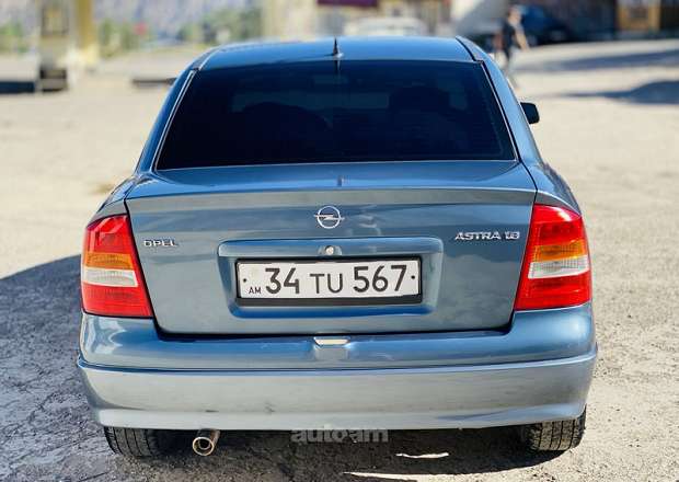Opel Astra 1998 — լուսանկար 2