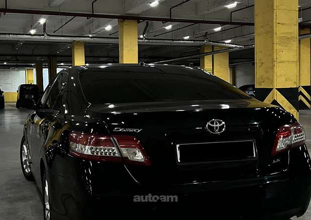 Toyota Camry 2010 — լուսանկար 5