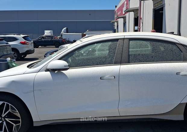 Hyundai Ioniq 2025 — photo 3