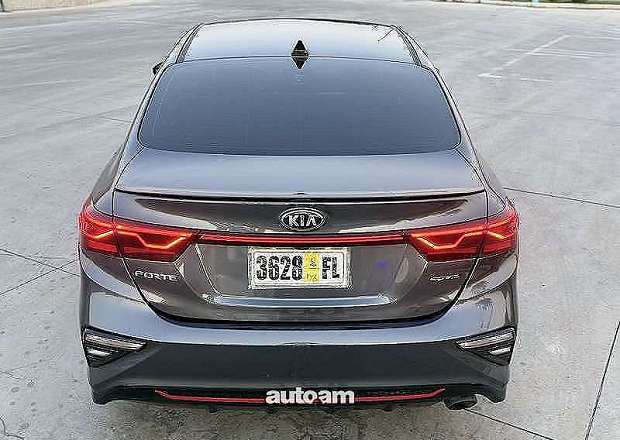 Kia Forte 2020 — լուսանկար 4