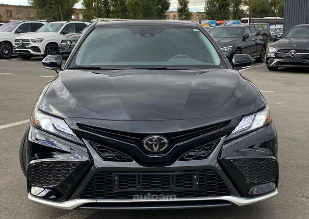 Toyota Camry 2020 — фото 2