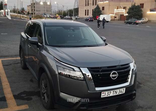 Nissan Pathfinder 2021 — լուսանկար 1
