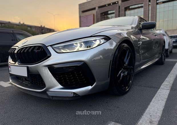 BMW M8