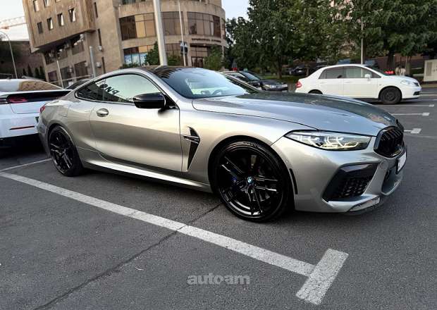 BMW M8