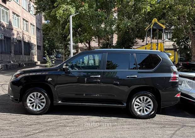 Lexus GX 460 2022 — լուսանկար 8