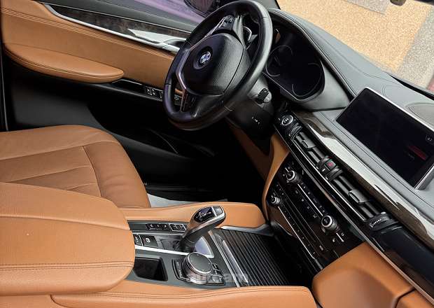 BMW X6 2019 — photo 9