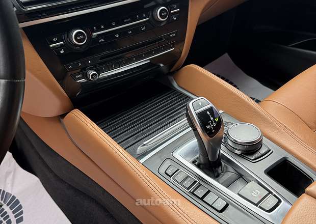 BMW X6 2019 — photo 10