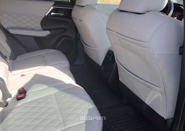 Mitsubishi Outlander 2022 — фото 12