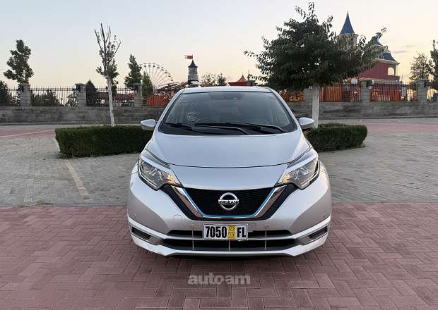 Nissan Note 2019 — լուսանկար 2