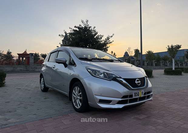 Nissan Note 2019 — լուսանկար 3