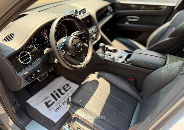 Bentley Bentayga