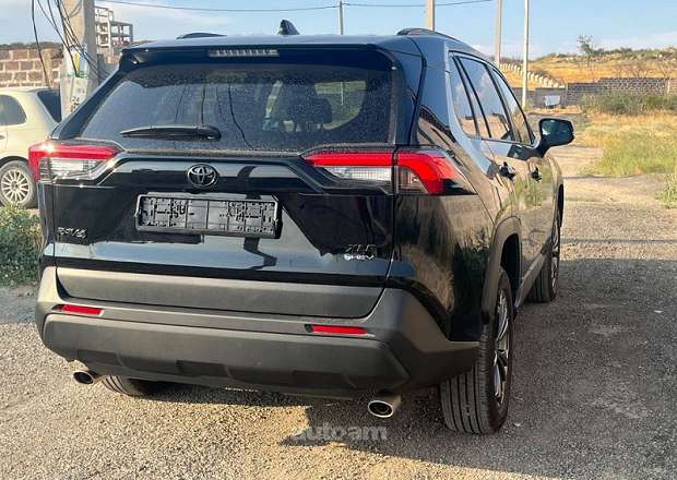 Toyota Rav 4