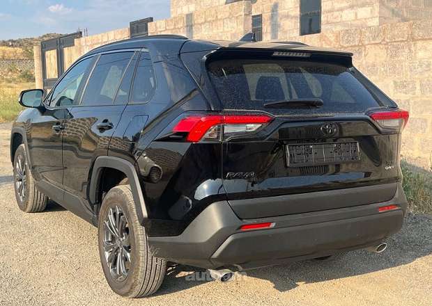 Toyota Rav 4