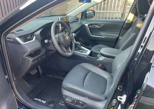 Toyota Rav 4