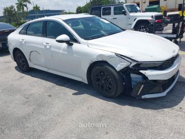 Kia K5  2026 
