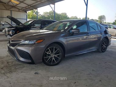 Toyota Camry  2024 