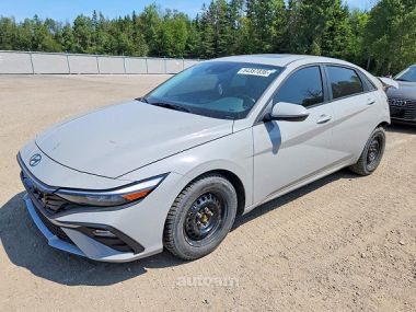 Hyundai Elantra  2025 