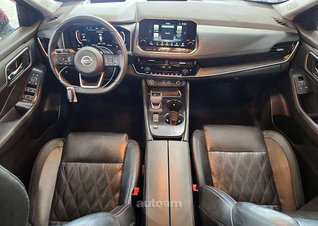 Nissan Rogue