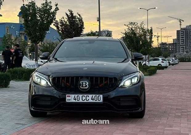Mercedes-Benz C-Class 2018 — լուսանկար 1