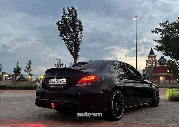 Mercedes-Benz C-Class 2018 — լուսանկար 4