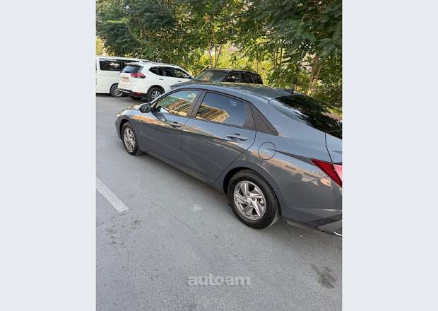 Hyundai Elantra 2024 — լուսանկար 3