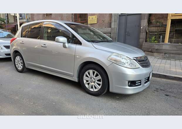 Nissan Tiida 2008 — լուսանկար 2