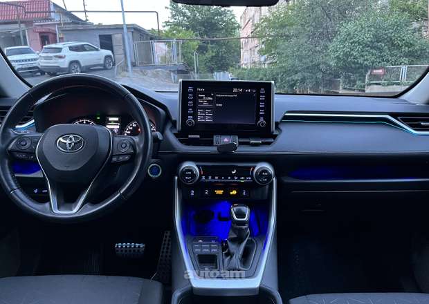 Toyota Rav 4 2020 — լուսանկար 3