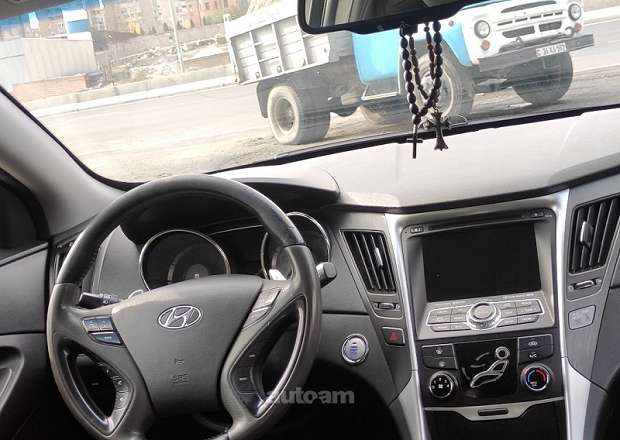 Hyundai Sonata 2011 — լուսանկար 9