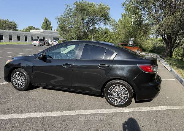 Mazda 3 2011 — լուսանկար 2