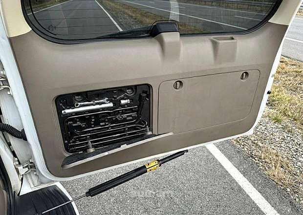 Lexus GX 460 2011 — լուսանկար 14