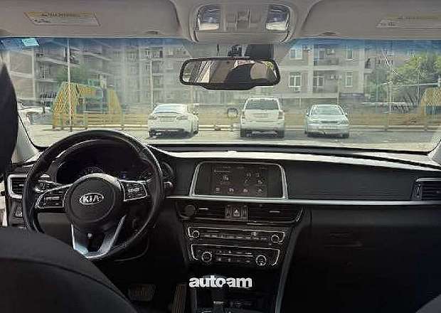 Kia Optima 2019 — photo 7