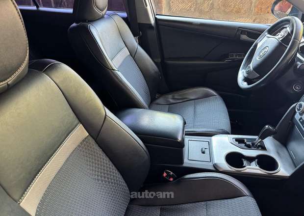 Toyota Camry 2014 — photo 6