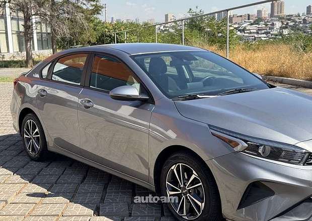Kia Forte 2022 — фото 2