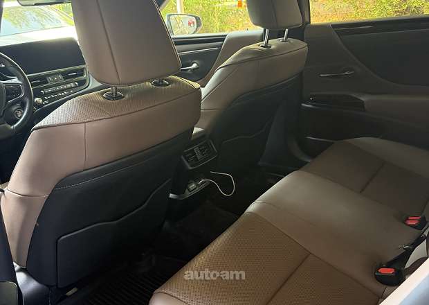 Lexus ES 250 2022 — լուսանկար 5