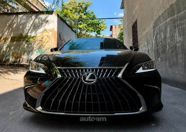 Lexus ES 250 2022 — լուսանկար 1