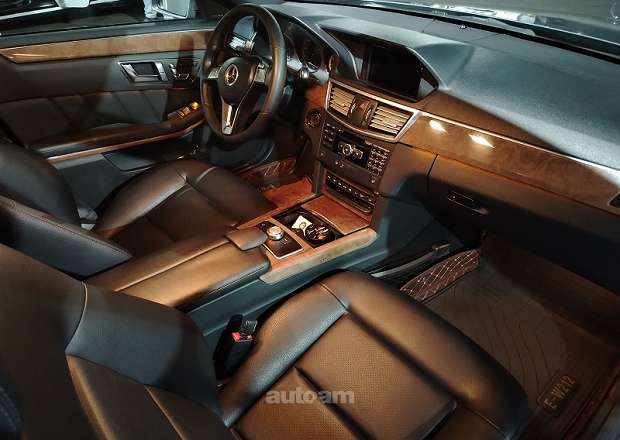 Mercedes-Benz E 350 2013 — լուսանկար 11