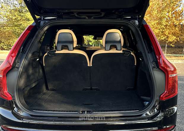 Volvo XC90 2017 — լուսանկար 9
