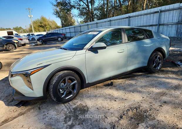 Kia K4