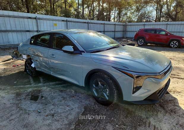 Kia K4