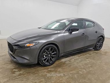Mazda 3  2025 
